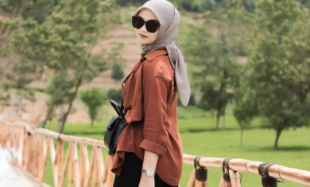 eadc49b2b2c0803f3b94fd829b593027 390x260 Matob Bisnis 10 Gambar Baju Coksu Cocok Dengan Jilbab Warna Apa