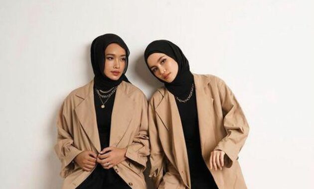 rekomendasi warna hijab yang cocok untuk baju hitam 2 43 Matob Bisnis 10 Gambar Baju Coksu Cocok Dengan Jilbab Warna Apa