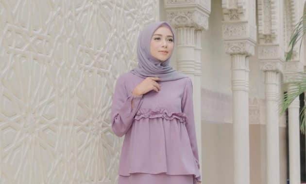 10 Gambar Kerudung Yang Cocok Baju Warna Ungu Lavender