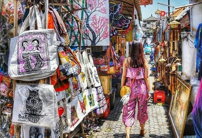 6 Cara Menawar di Pasar Seni Sukawati Bali, Alamat Gianyar Sejarah Baju Souvenir Lukisan Online
