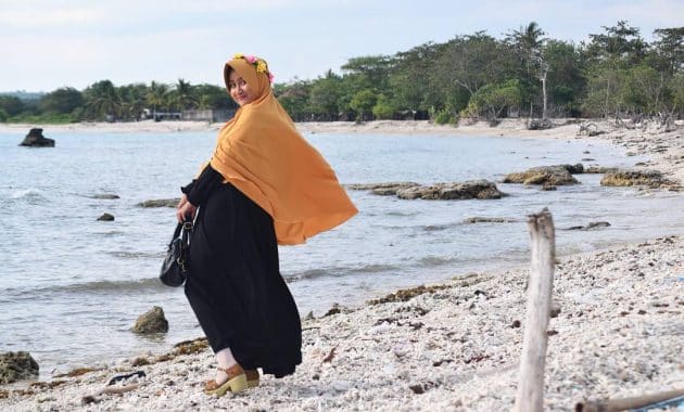 Pantai embe merak belantung mb kalianda lampung harga tiket masuk selatan south regency beach resort fasilitas gambar bandar misteri biaya merak belantung mb kalianda