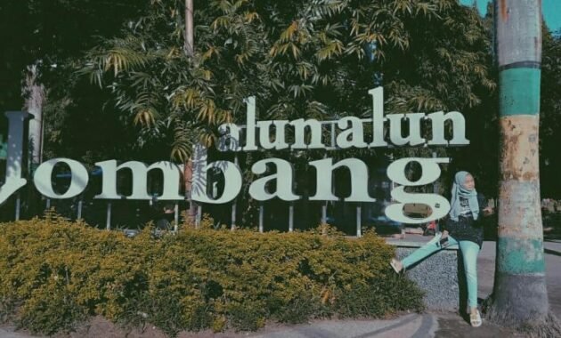 10 Foto Alun Alun Jombang Malam Hari Sekarang Terbaru Kabupaten di Jawa Timur