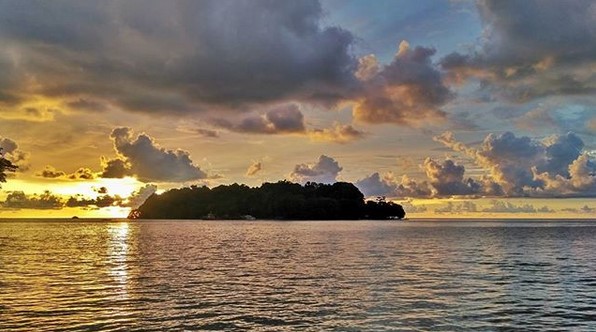 10 Gambar Pulau Dutungan Makassar, Lokasi Alamat, Penginapan di Sekitar Area Wisata + Misteri Mitos
