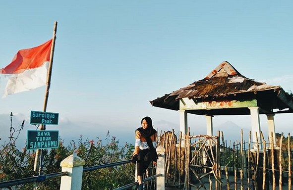 10 Gambar Puncak Suroloyo Kulon Progo 2023 Harga Tiket Masuk Rute Jalan Menuju Lokasi Misteri Jogja