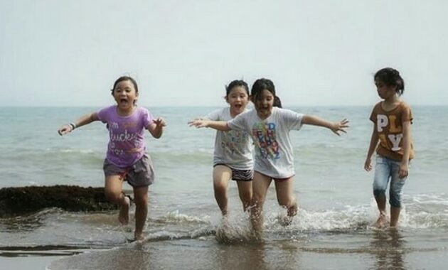 10 Gambar Pantai Jambu Anyer Banten, Rute Cara Ke Lokasi, Penginapan Hotel Cottage + Fasilitas Wisata