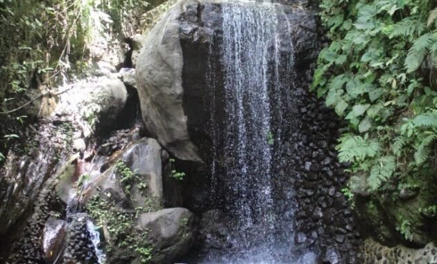 10 Foto Curug Sidomba Kuningan Jawa Barat, Sejarah Asal Usul Objek Wisata