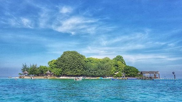 10 Gambar Pulau Samalona Makassar, Harga Tiket Masuk, Lokasi Alamat, Penginapan Hotel + Keindahan Keunikan di Setikar Wisata