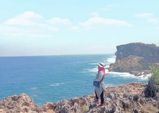 10 Foto Pantai Sarangan Jogja, Harga Tiket Masuk Arah Rute Bukit Jujugan Puncak Giri Gunung Kidul