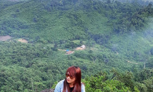 10 Gambar Biru Bukit Balikpapan, Lokasi Alamat, Ketinggian, Hotel Villa di Sekitar Wisata + Jalan Menuju ke Sana