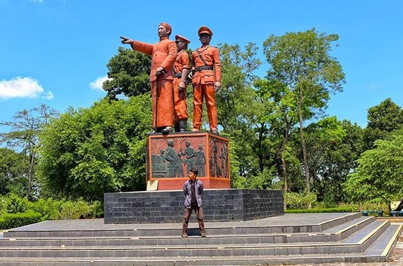 10 Foto Monumen Suryo Ngawi 2023 Kisah Cerita Pidato Wisata