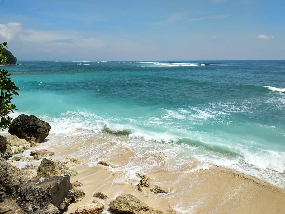 10 Foto Pantai Green Bowl Bali, Harga Tiket Masuk Cara Biaya Ke Lokasi