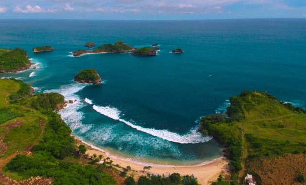 Pantai peh pulo blitar jawa timur jalan menuju lokasi wisata beach peta rute letak tulungagung jatim 2021 yang bagus serang gondo mayit jebring pasir putih pangi wedi ciut selatan indonesia kabupaten panggungrejo malang harga tiket masuk alamat lengkap google map foto gambar akses