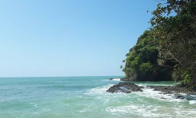 10 Gambar Pantai Karang Pandan Cilacap, Letak Lokasi + Keindahan Pemandangan Wisata?