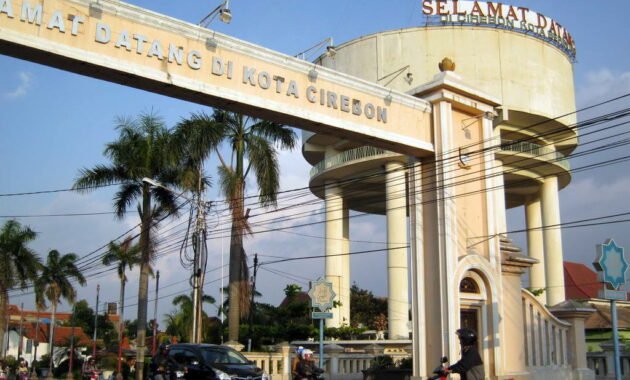 Alamat Pasar Pagi Cirebon, Hotel Dekat Lokasi Tempat Membeli Oleh Oleh Makanan Khas Cirebon