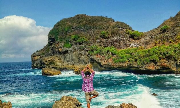 10 Gambar Pantai Sembukan Wonogiri, Rute Jalan Menuju Wisata Letak Lokasi Penginapan di Sekitar