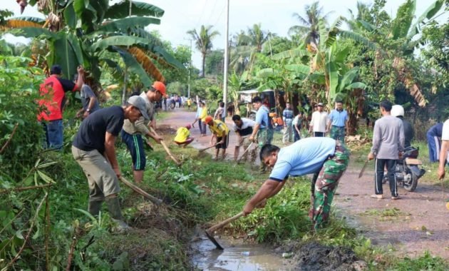 Pengertian, Tujuan, dan Manfaat Gotong Royong serta contoh nya 4 Pengertian, Tujuan, dan Manfaat Gotong Royong serta contoh nya